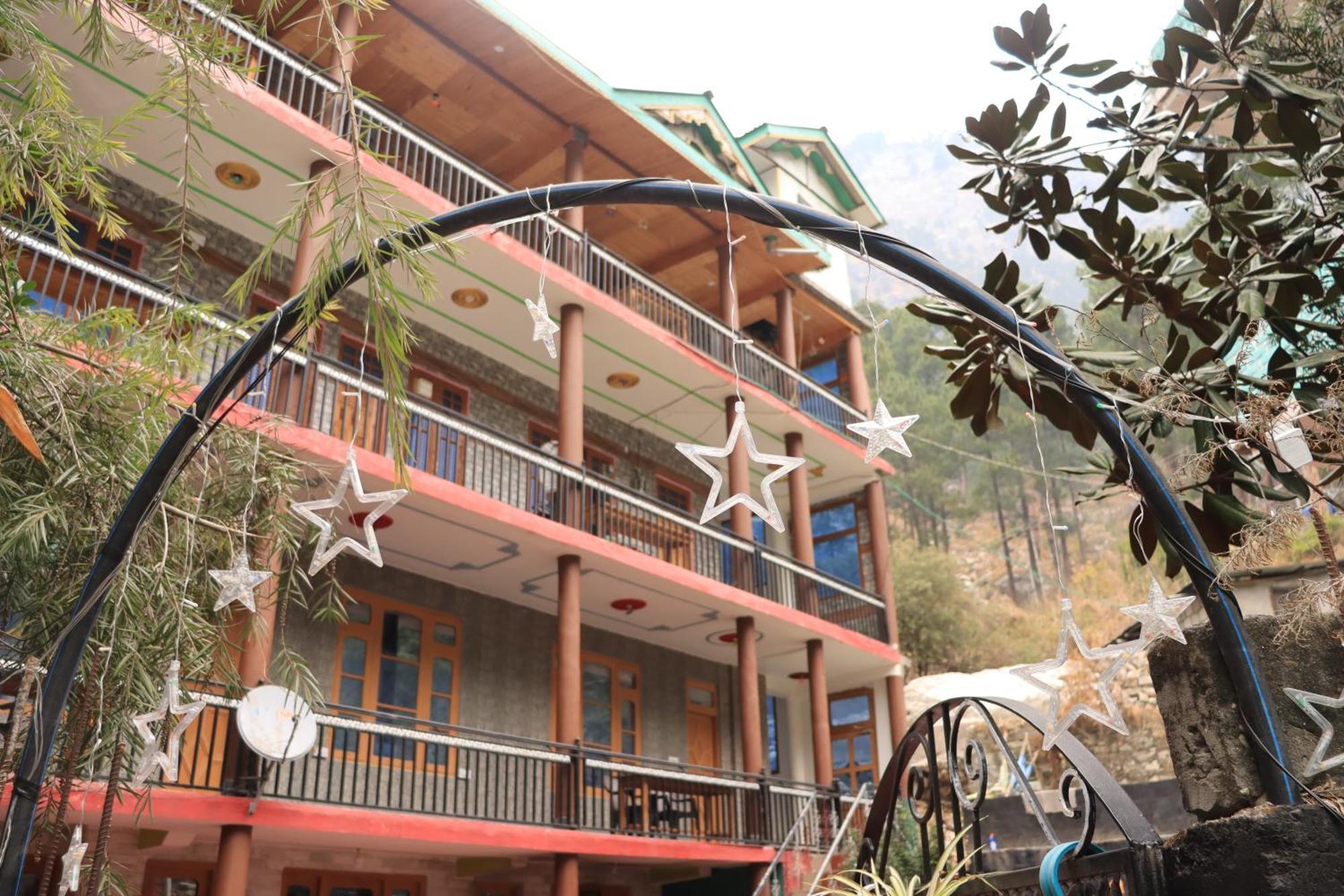 Chalo Chhalal Hotel & Cafe Kasol Εξωτερικό φωτογραφία