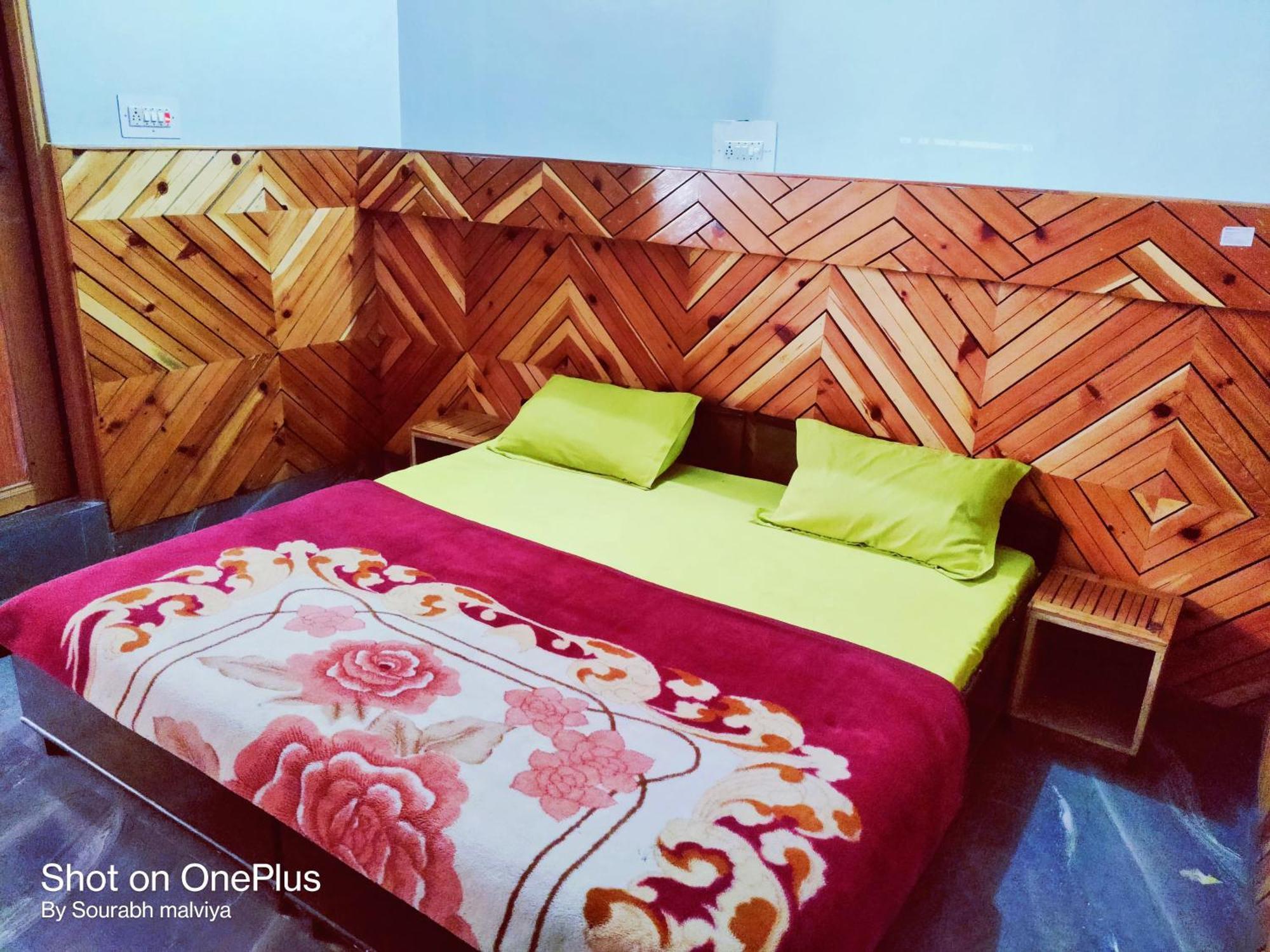 Chalo Chhalal Hotel & Cafe Kasol Εξωτερικό φωτογραφία