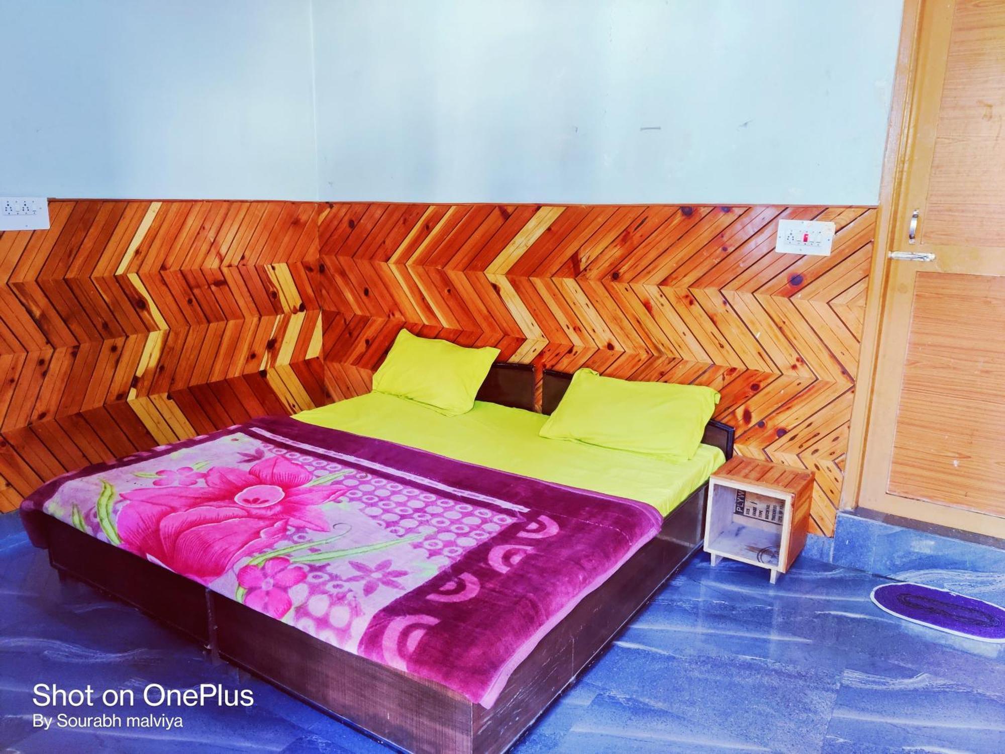 Chalo Chhalal Hotel & Cafe Kasol Εξωτερικό φωτογραφία