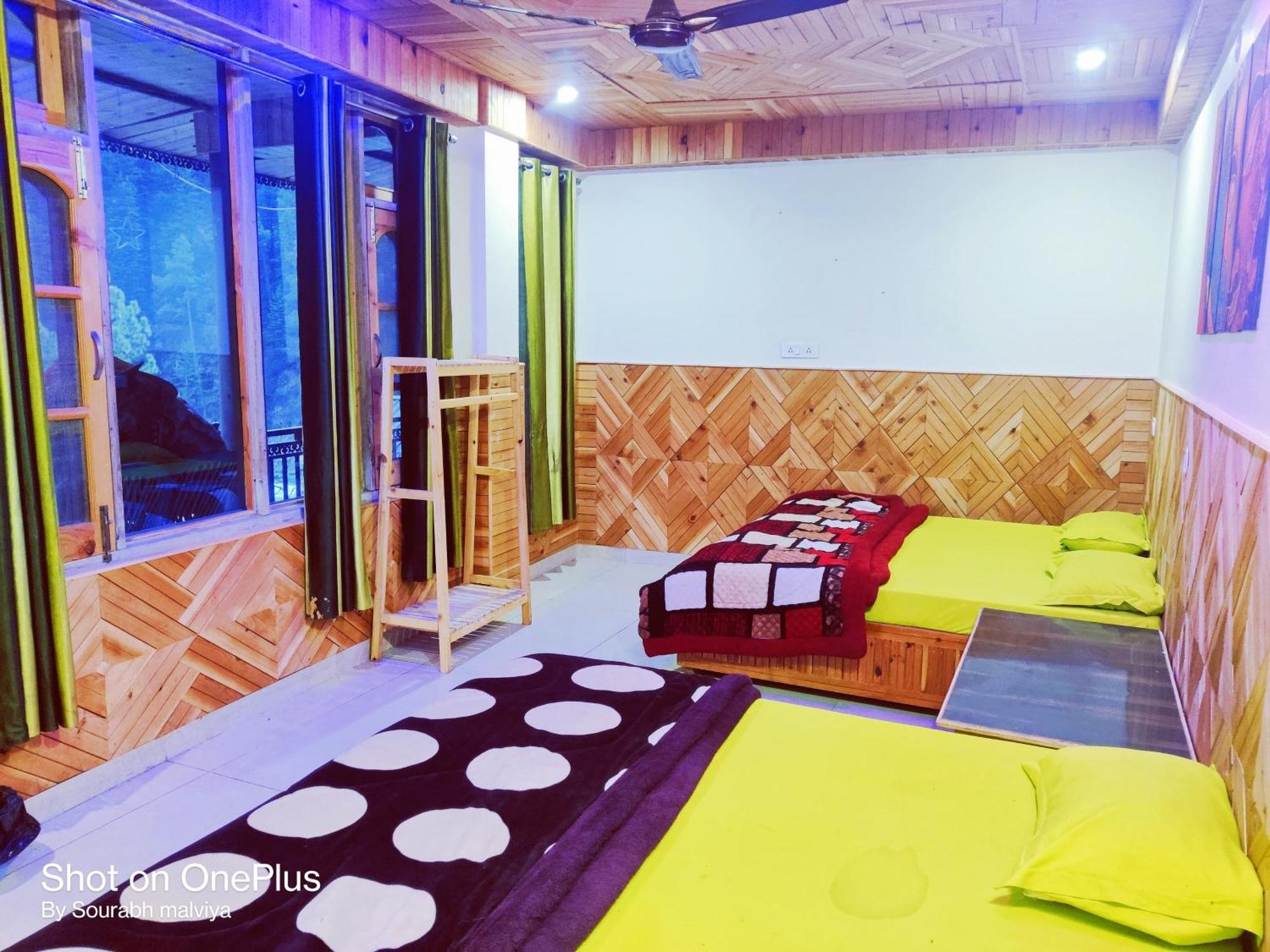 Chalo Chhalal Hotel & Cafe Kasol Εξωτερικό φωτογραφία