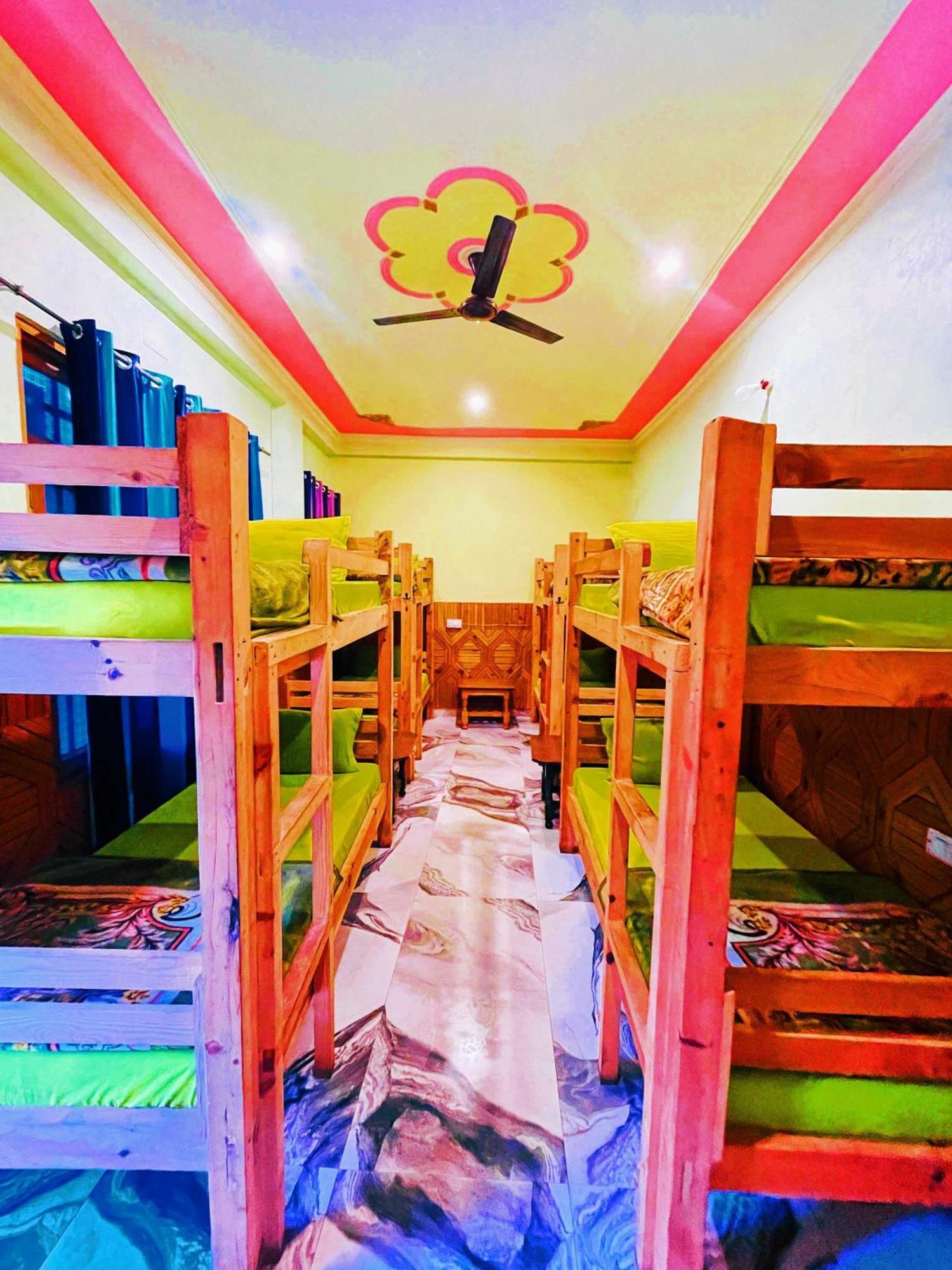 Chalo Chhalal Hotel & Cafe Kasol Εξωτερικό φωτογραφία
