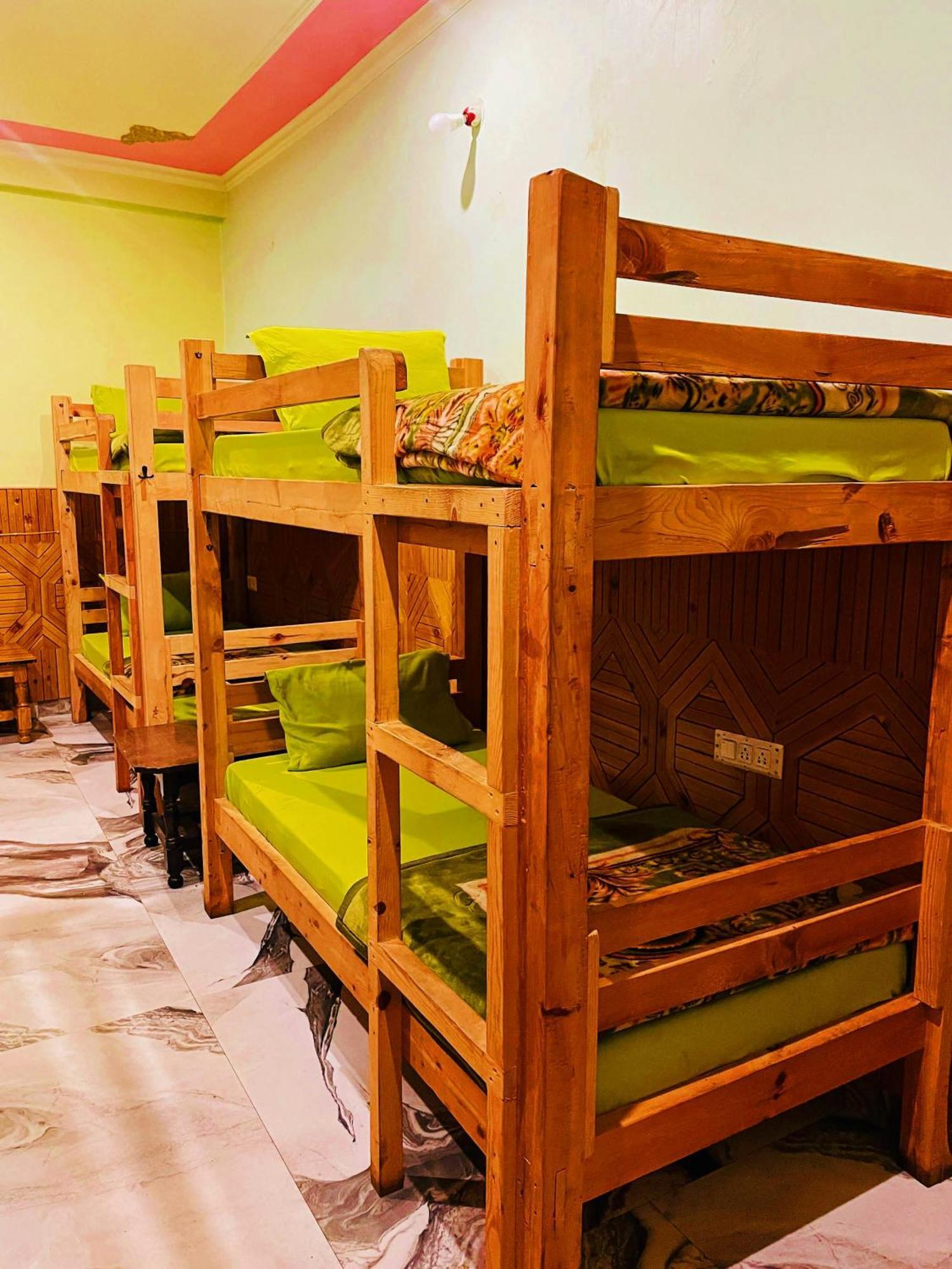 Chalo Chhalal Hotel & Cafe Kasol Εξωτερικό φωτογραφία