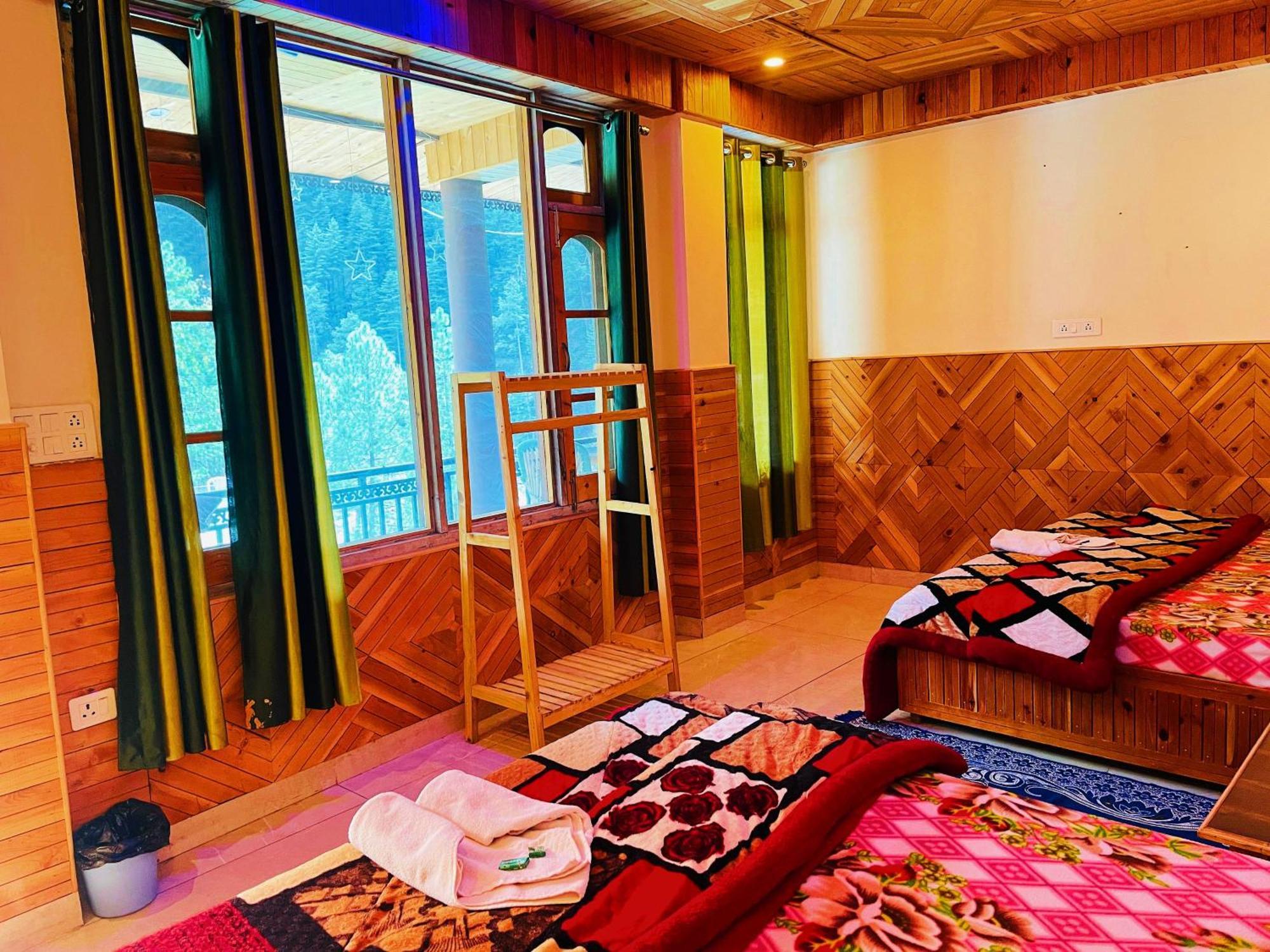 Chalo Chhalal Hotel & Cafe Kasol Εξωτερικό φωτογραφία
